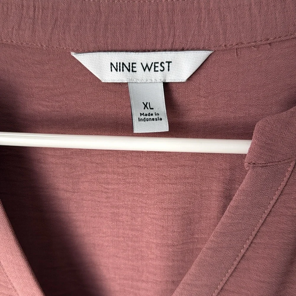 NINE WEST // BABYDOLL DRESS - Picture 7 of 7